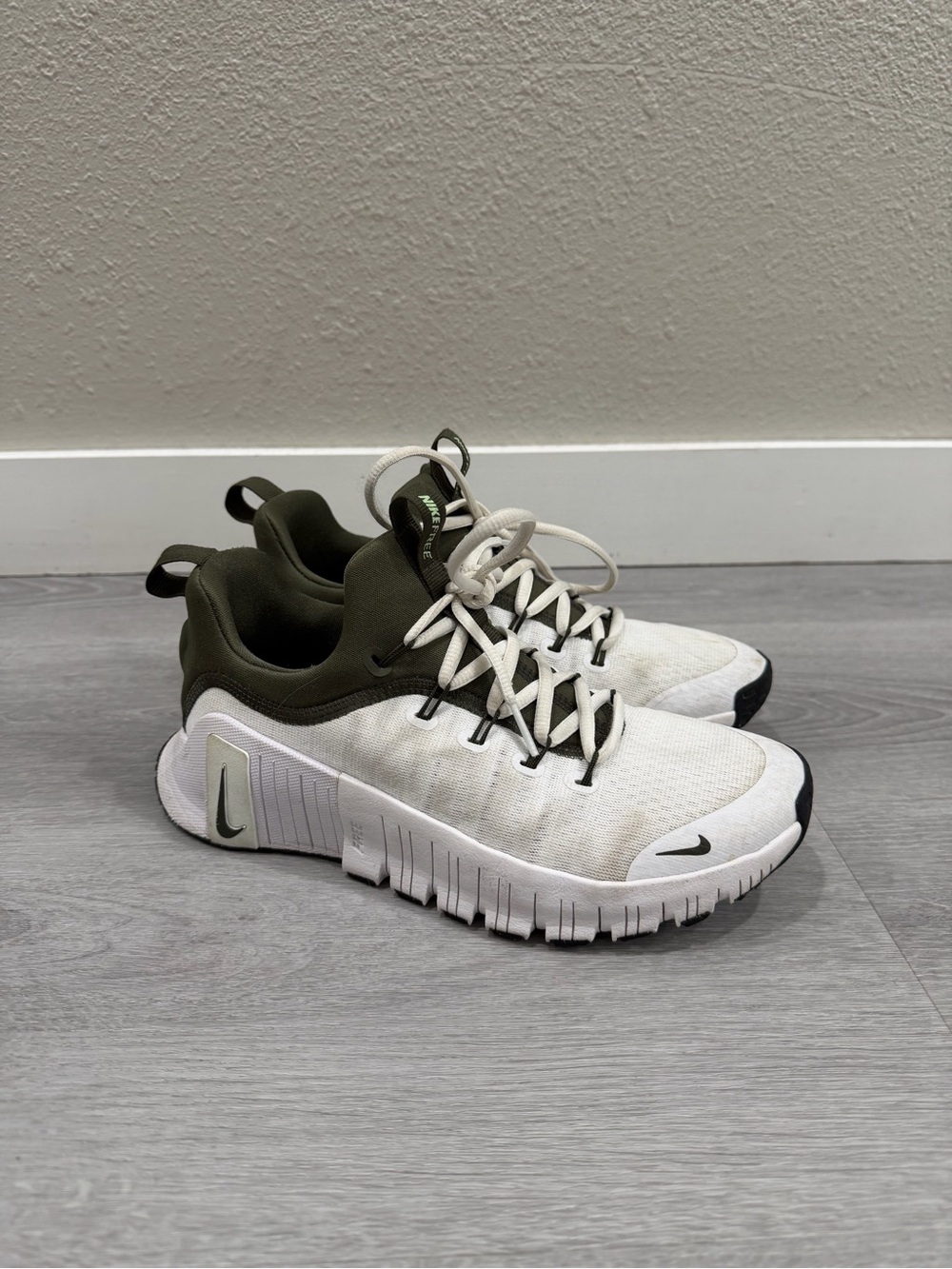 Women’s Nike Free Metcon shoes size 7